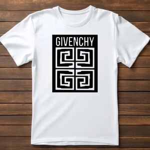 Gildan T shirt with a Luxury inspired design Gildan T Shirt